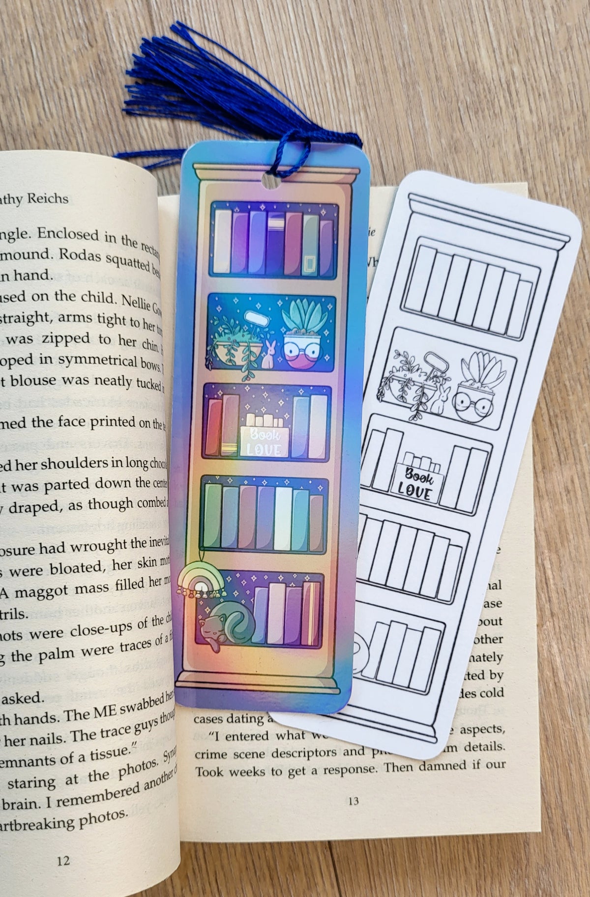 Bookshelf Bookmark